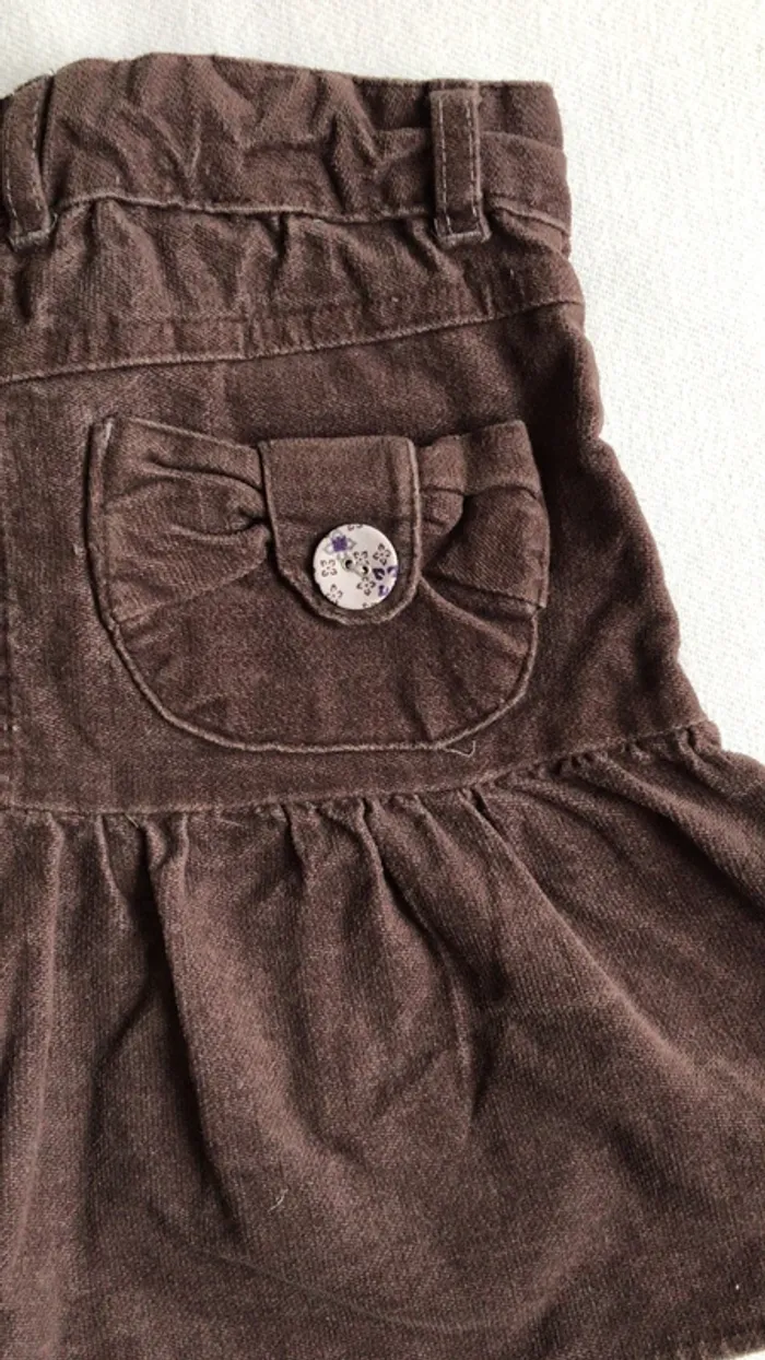 Jupe marron de chez NKY (Kiabi) Taille 4 ans - photo numéro 4