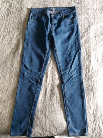 Jeans skinny Kiabi taille 42