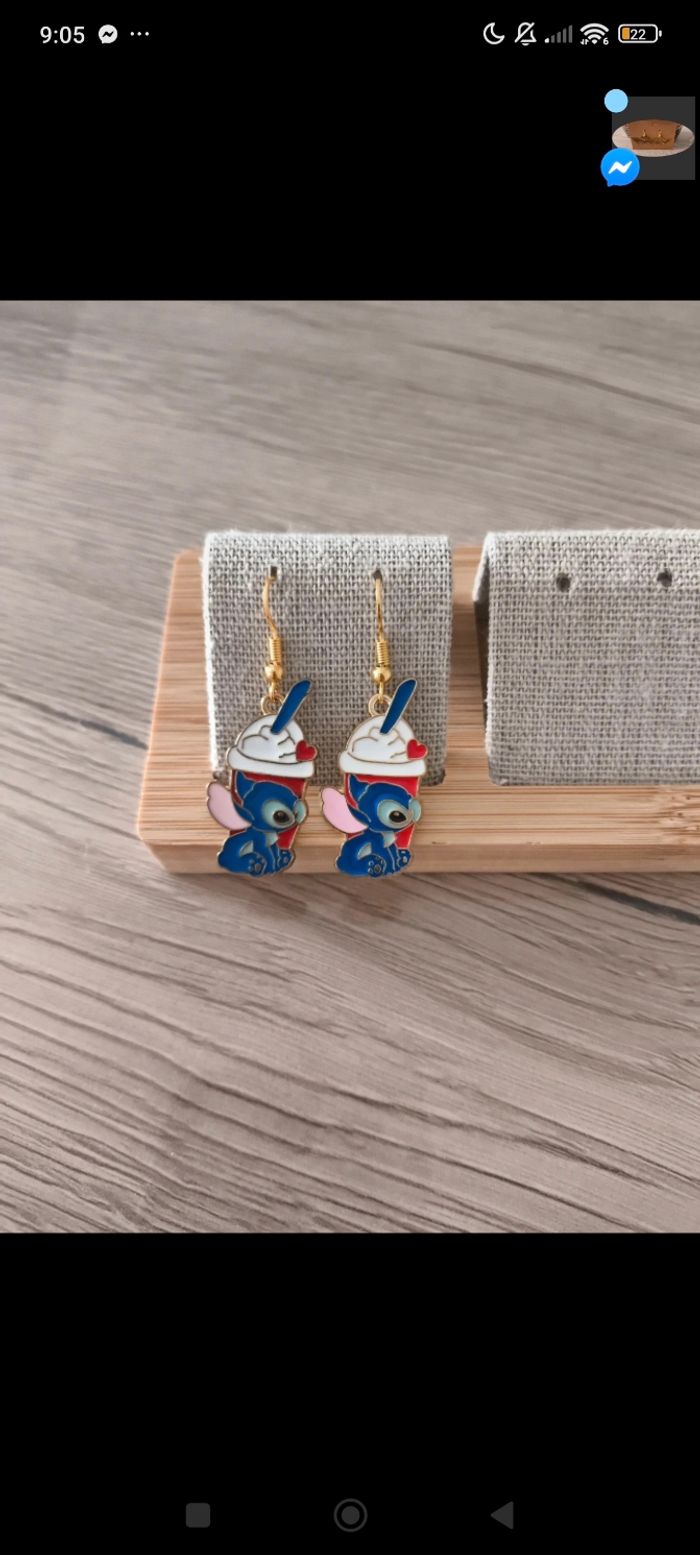 Boucles d'oreilles stitch