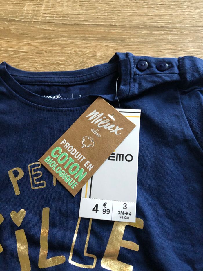 T short - photo numéro 2