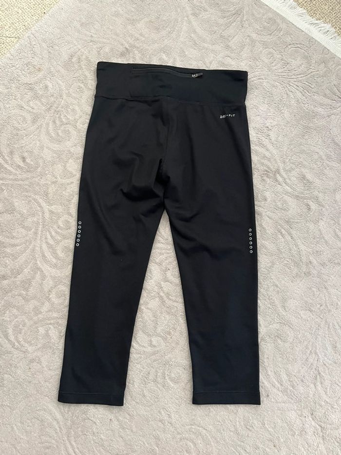 Legging Nike Dri Fit Taille XS (Coupe 3/8) - photo numéro 3
