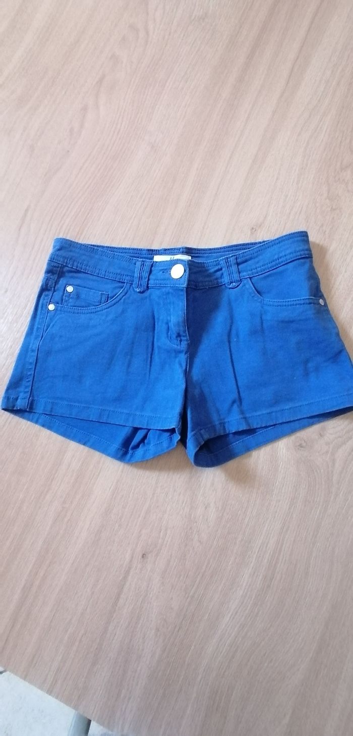 Lot  Short  taille 36 Mim - photo numéro 4