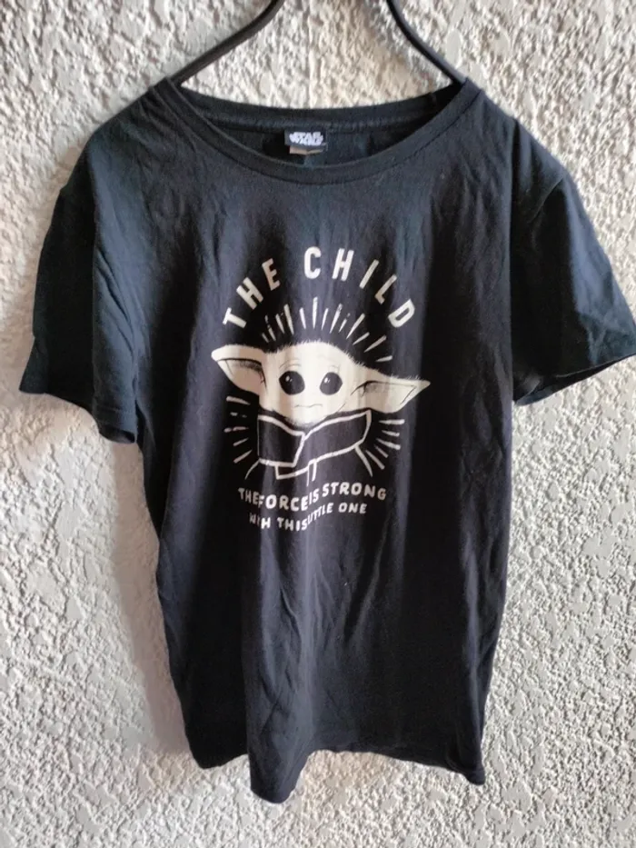 T-shirt Star Wars T S baby Yoda. - photo numéro 2