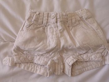 Short 9 mois Tape a l'oeil taille réglable