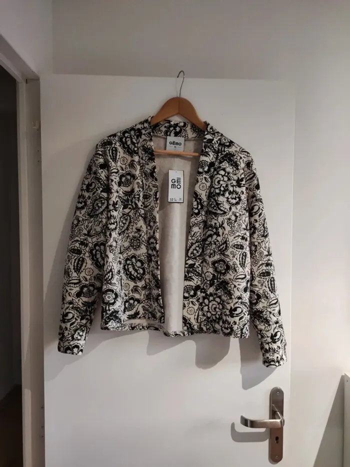 Veste noir et blanc - 34 - Neuve - photo numéro 2
