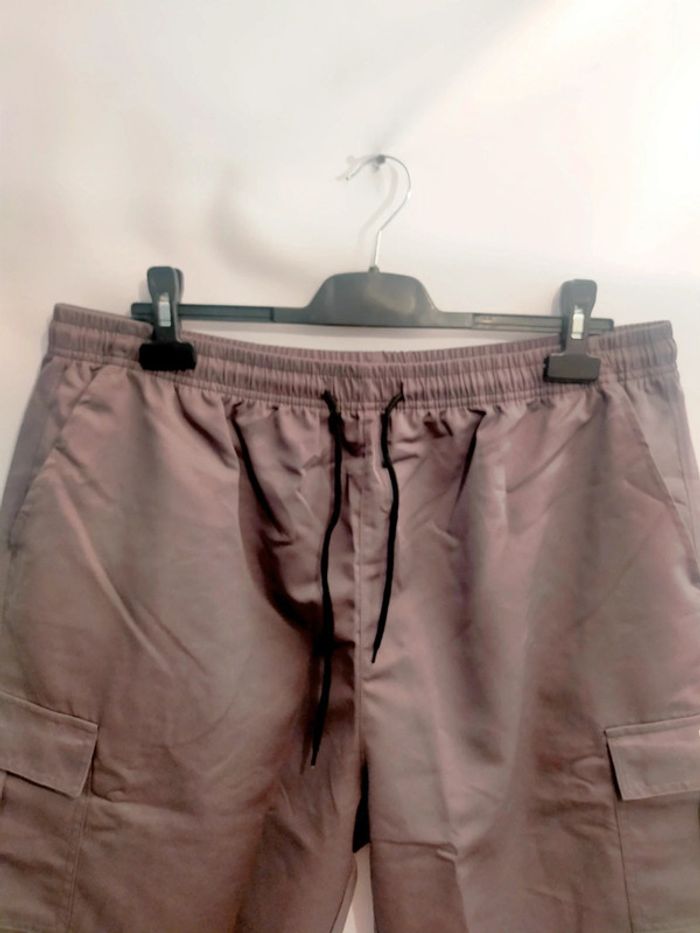 Chouette Bermuda gris homme taille XXXL – Excellent état - photo numéro 3