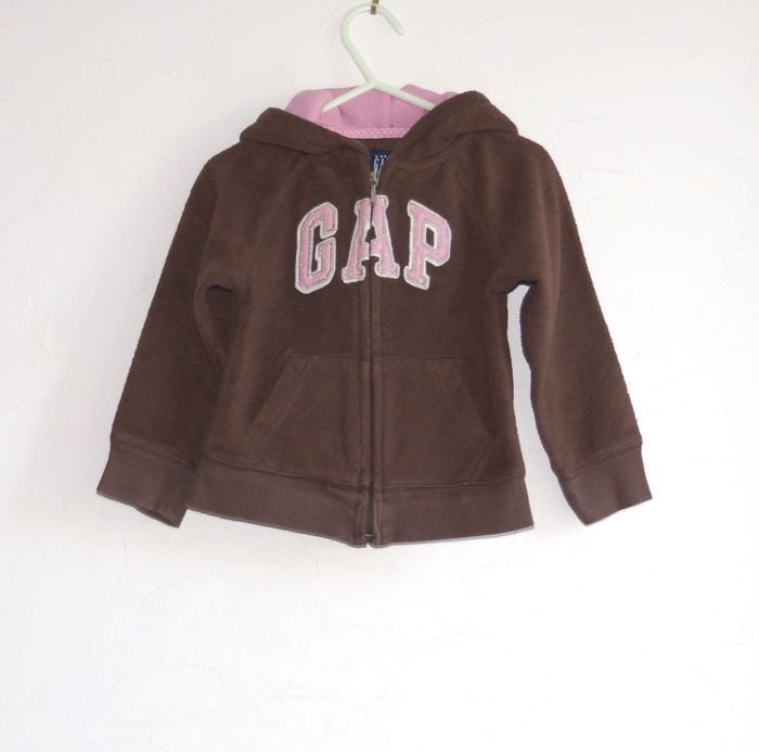 SWEAT POLAIRE CAPUCHE