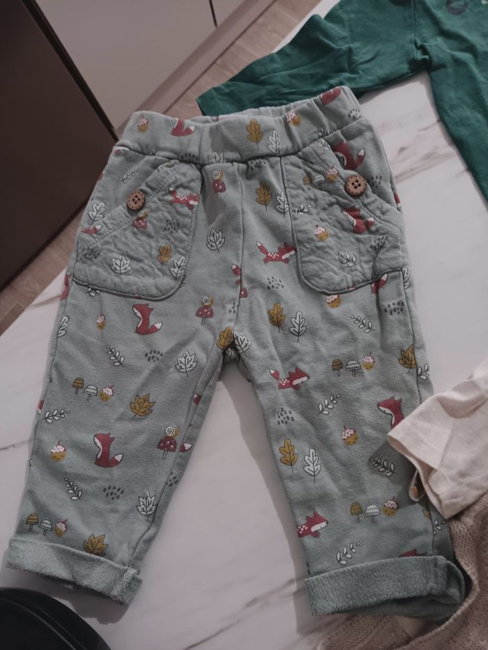 Lot de vêtements - photo numéro 2