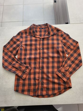 Chemise à carreaux