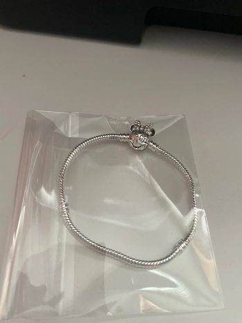 Bracelet argenté fermoir avec tête de Minnie