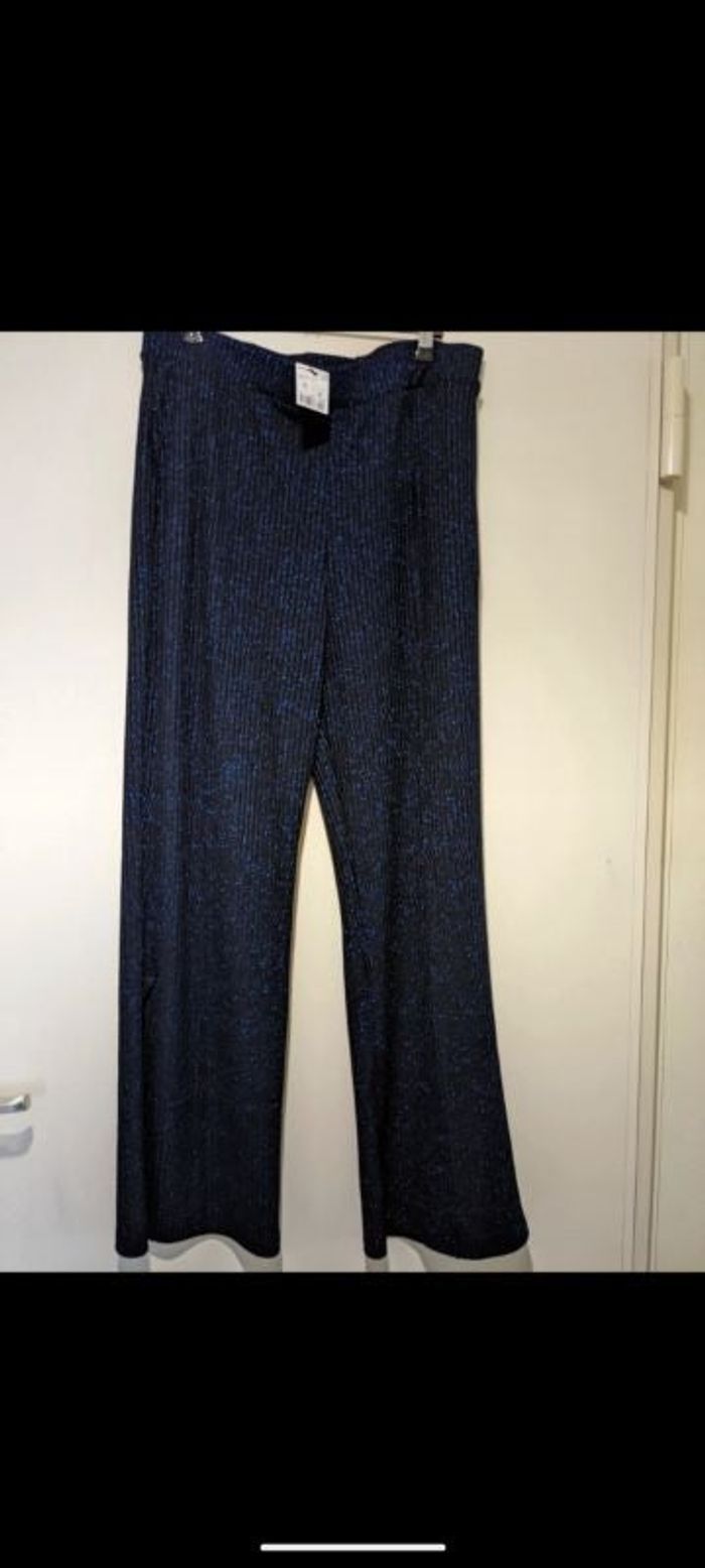 Pantalon Large pailleté bleu. Taille XL