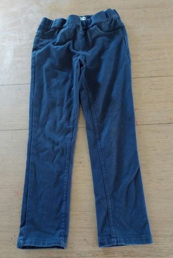 Jegging fille 5ans en très bon état