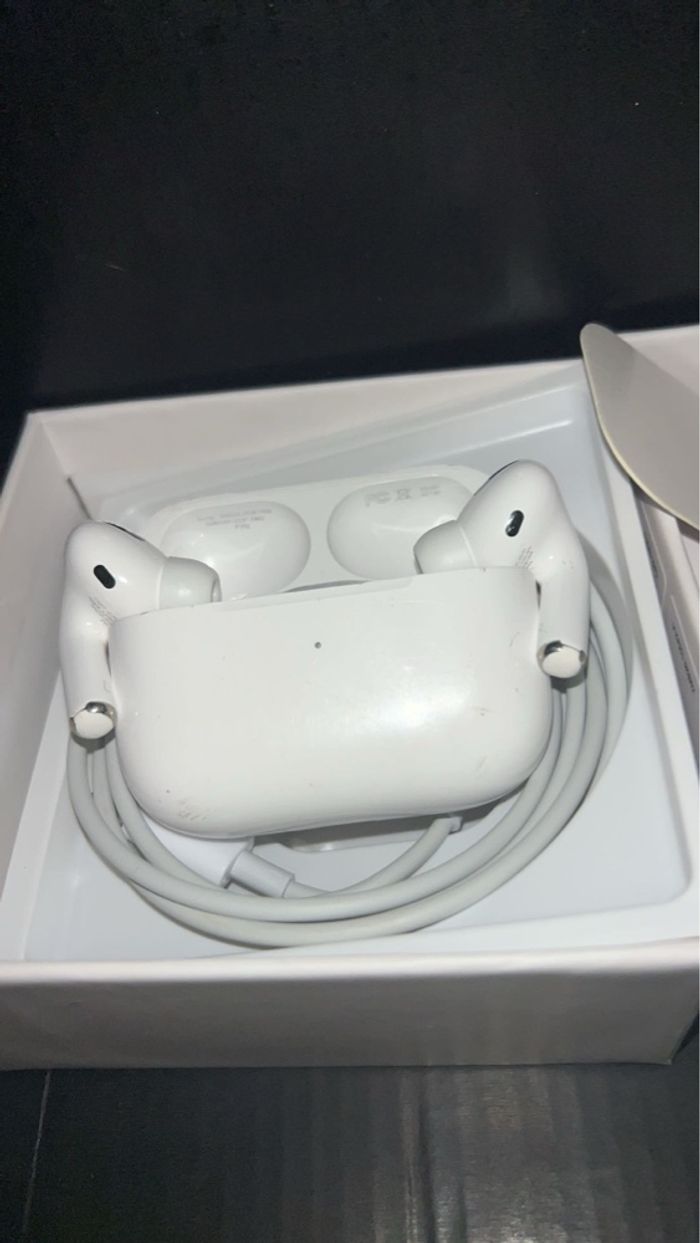 Air pod pro 2 - photo numéro 3