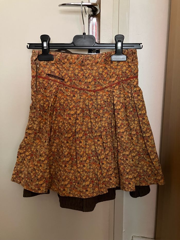 Jupe mi-saison Sergent Major 4/5 ans (2€80) - photo numéro 3