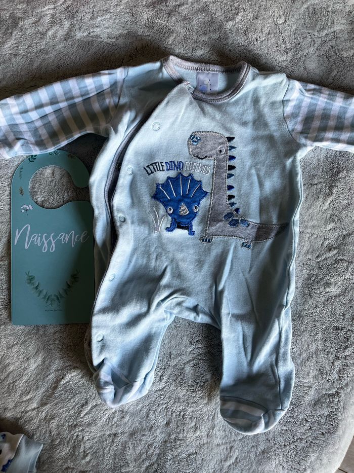 Pyjama naissance - photo numéro 2