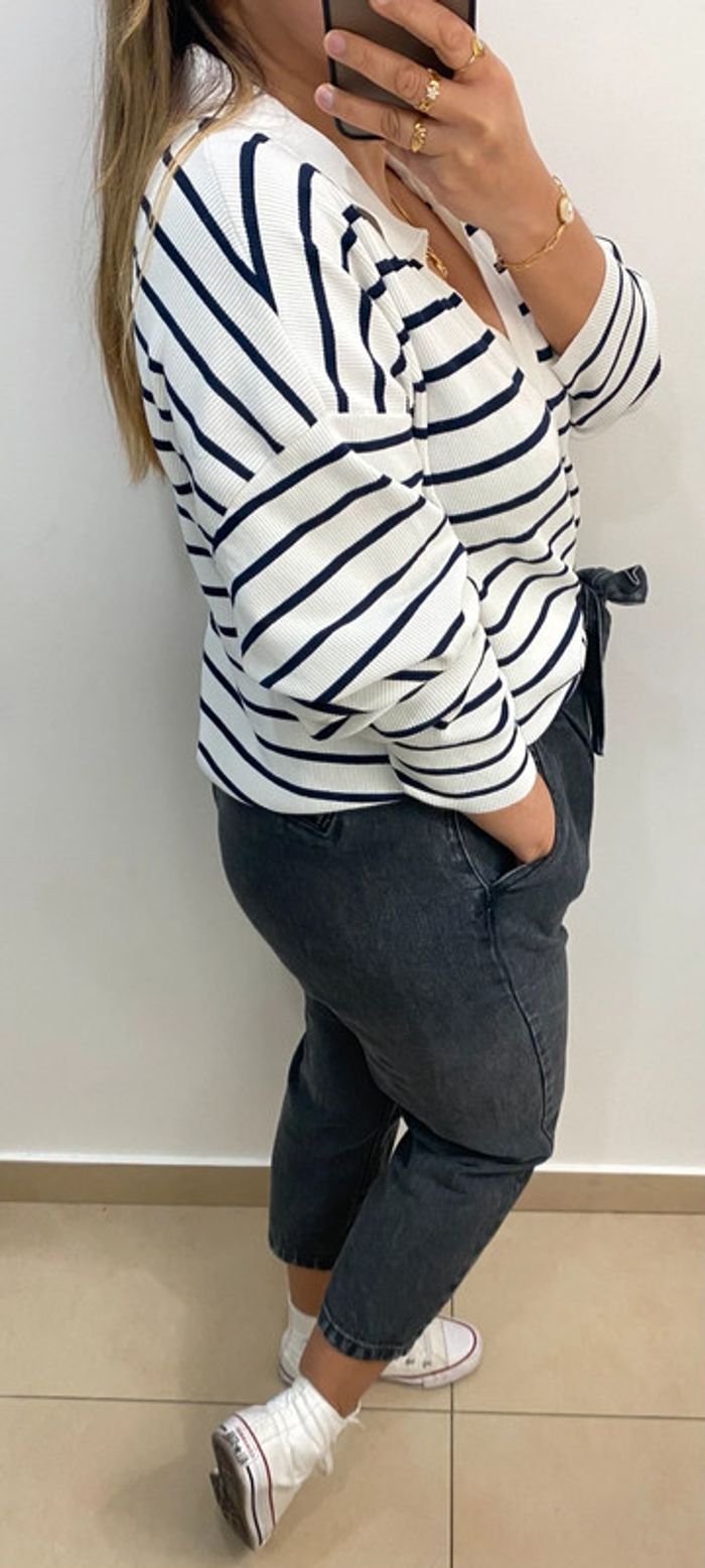 Superbe Pull Léger Ample A Rayures Taille M Et Plus - photo numéro 8