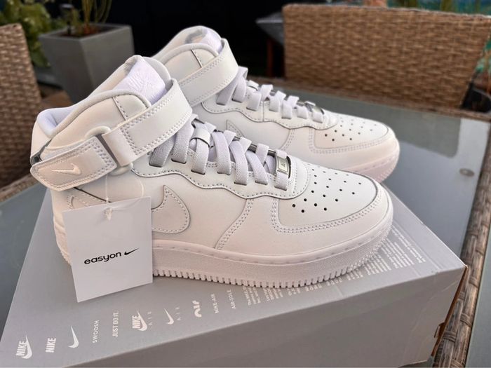 Nike Air Force 1 P.37,5 Neuves unisex - photo numéro 2