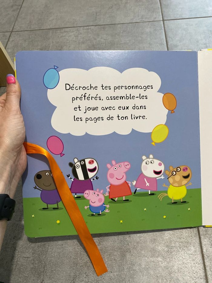 Livre carrousel Peppa pig - photo numéro 9
