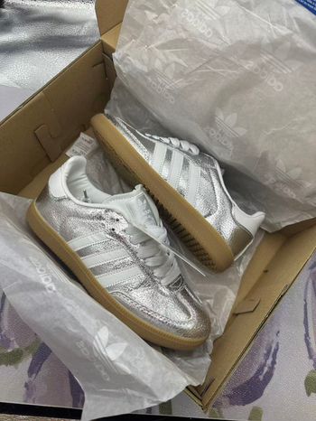 Baskets adidas Originals SAMBA OG argentées --- Taille 37
