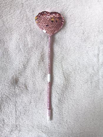 Crayon coeur sequin rose