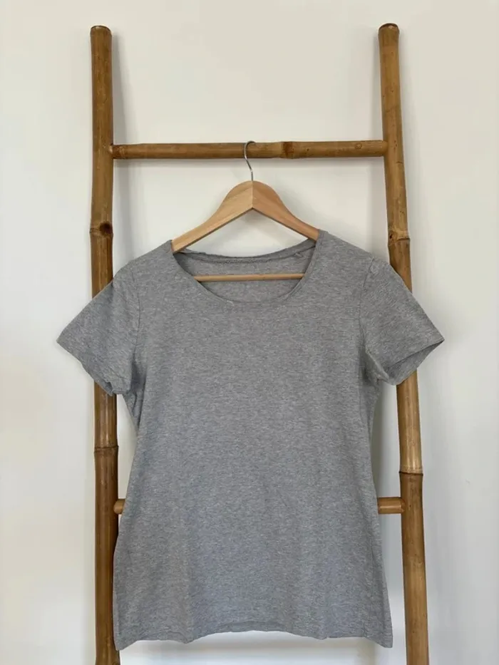 t-shirt gris yessica taille M