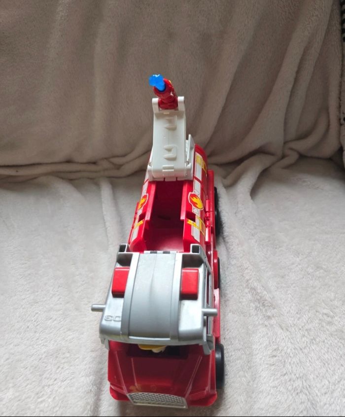 Véhicule big truck Marcus - photo numéro 3