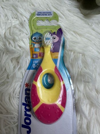 Brosse à dent Jordan