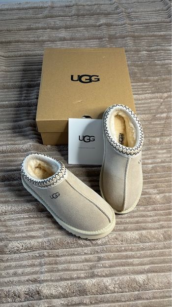 UGG Tasman