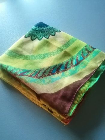🌸Foulard aux tons d'été Neuf 🌸