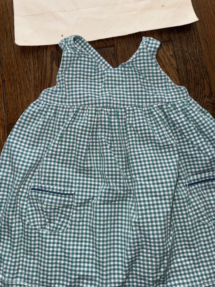 Robe Cyrillus  12 mois - photo numéro 2