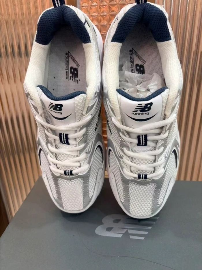 New Balance 530 Taille 37 - photo numéro 3