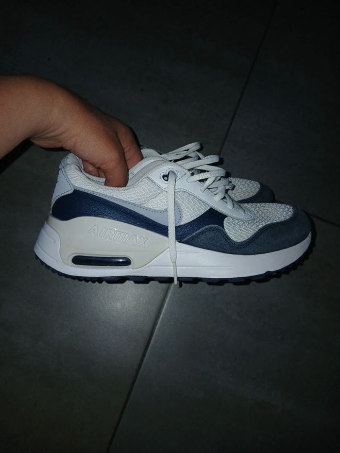 Nike air systm taille 39 - photo numéro 4