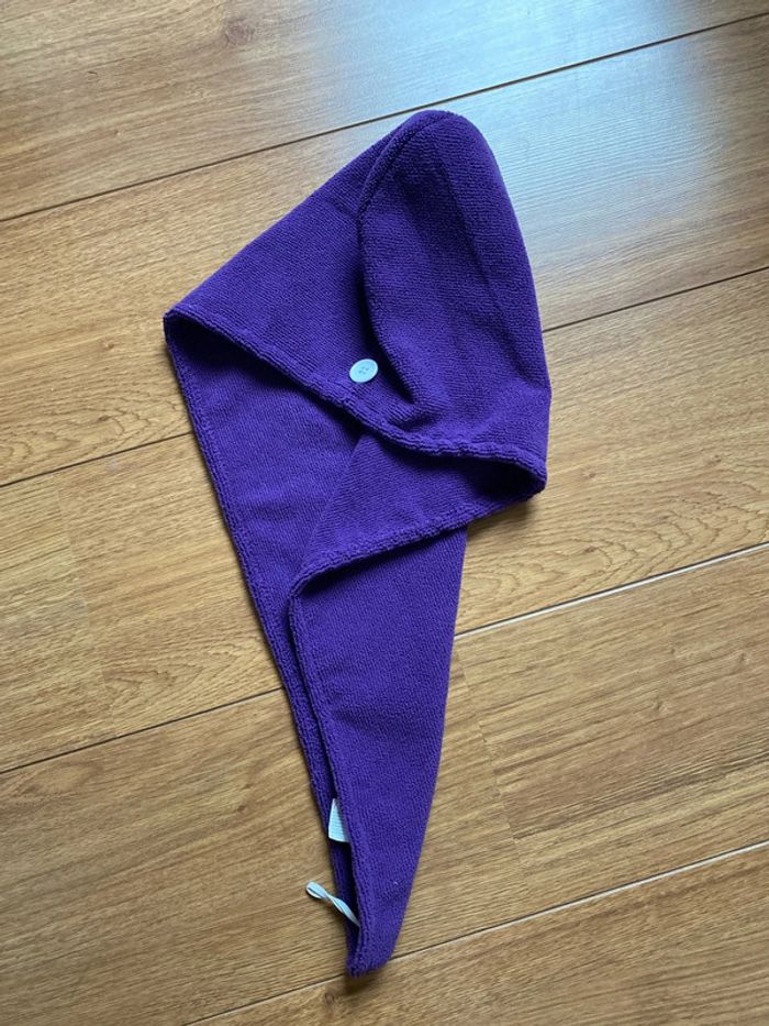 Bandeau serviette pour cheveux violet UniquelyZero