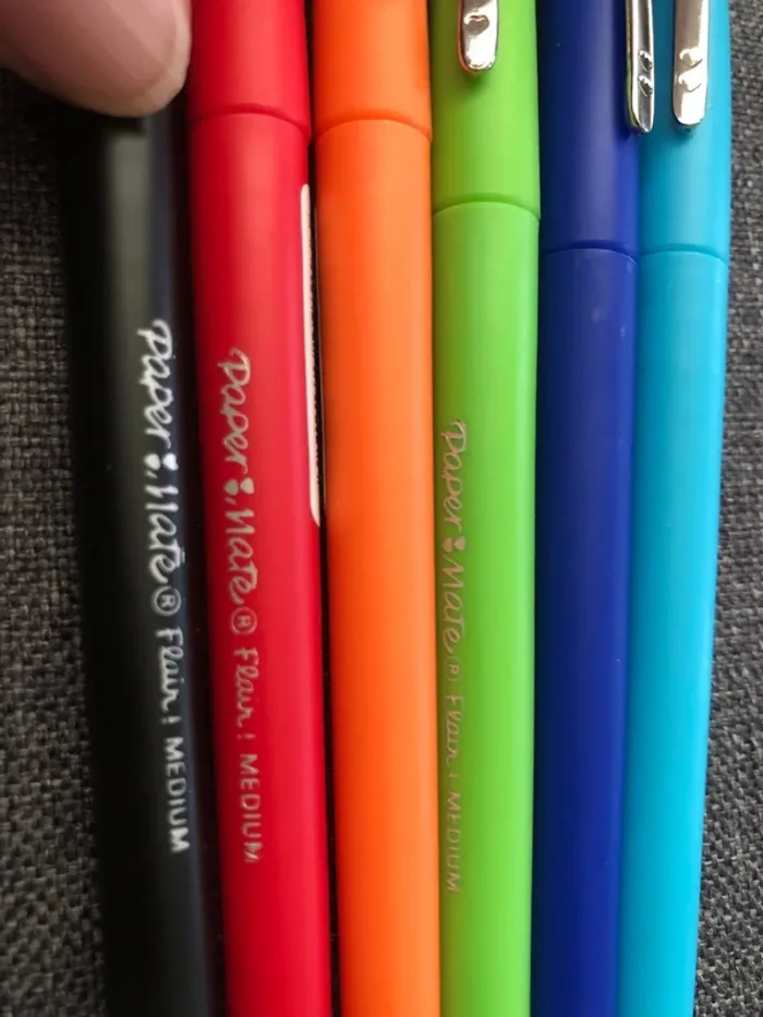 1 stylo plume Parker Jotter + 6 feutres Paper Mate médium - photo numéro 5