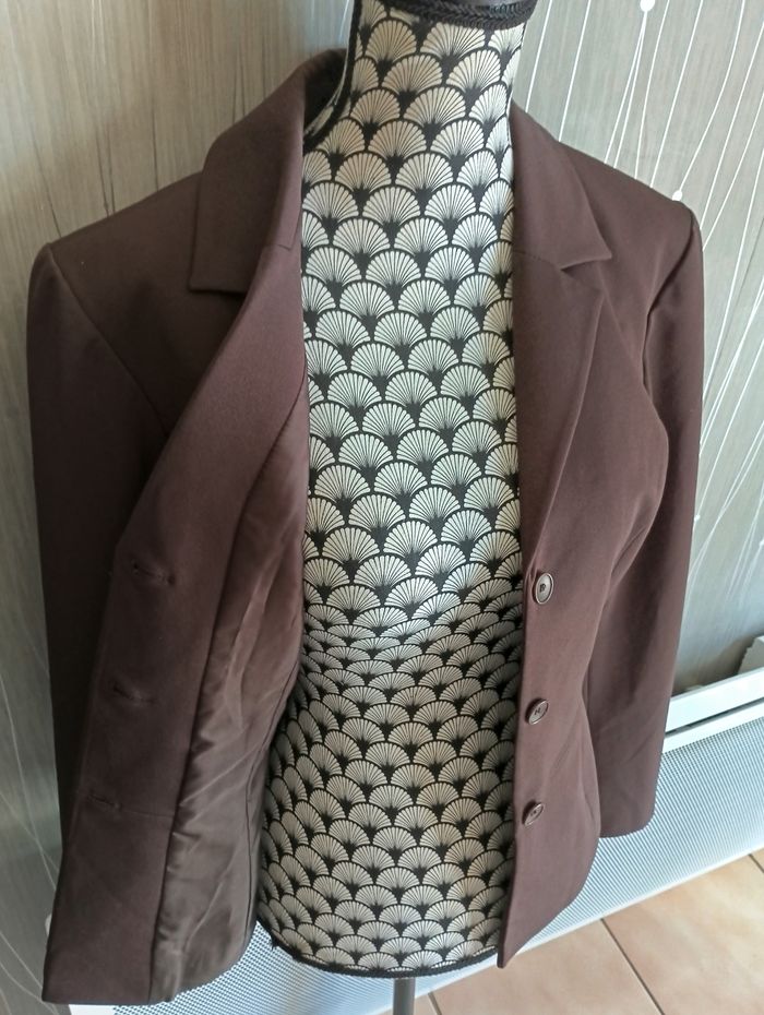 Tailleur jupe femme - photo numéro 4