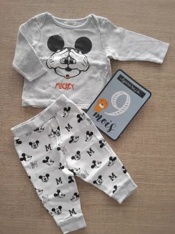 Ensemble 9 mois / 74 cm