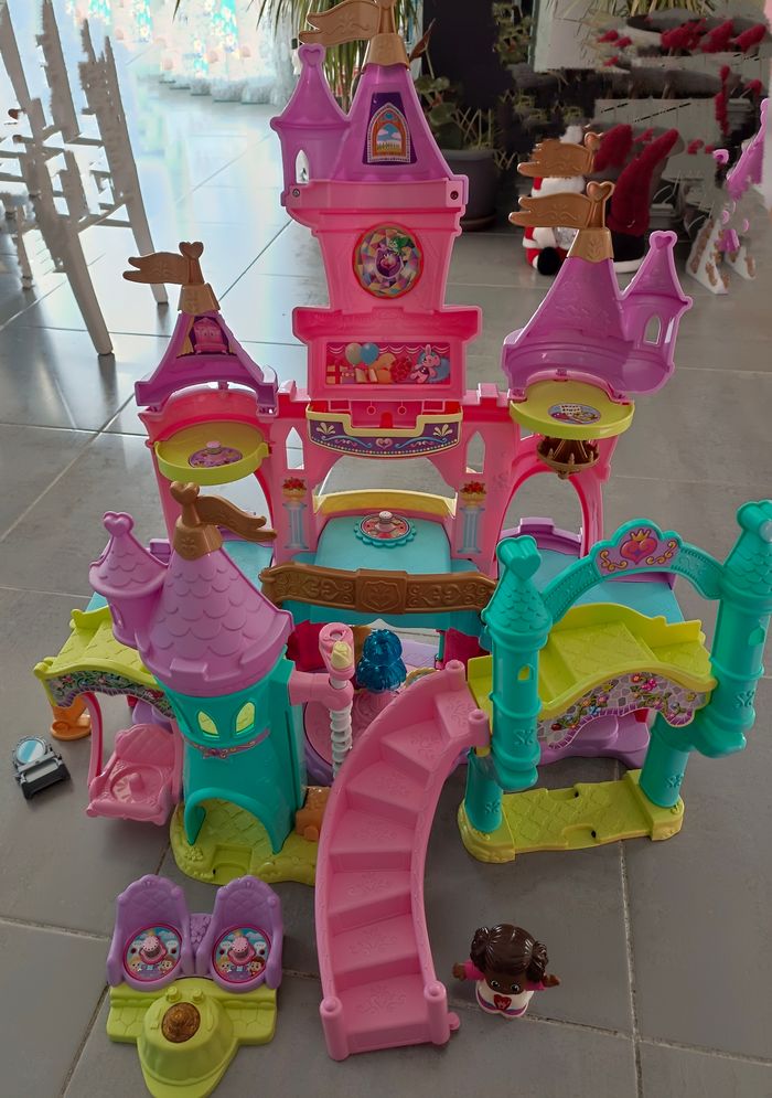 Tut tut copains - Le château magique du royaume enchanté - photo numéro 2