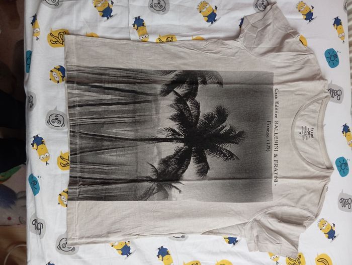 Tee-shirt - photo numéro 1