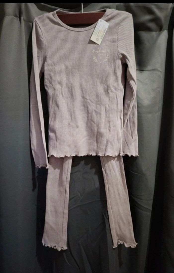 Ensemble pyjama 8 ans - photo numéro 2