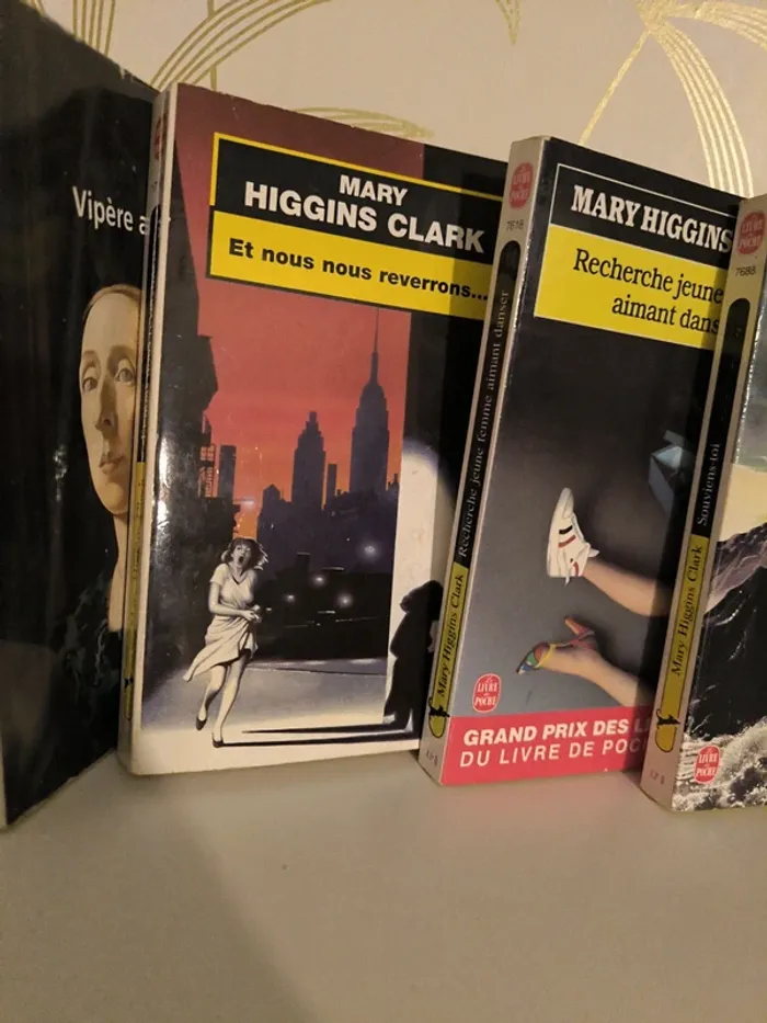 Lot de 4 livres de Mary Higgins Clark - photo numéro 2