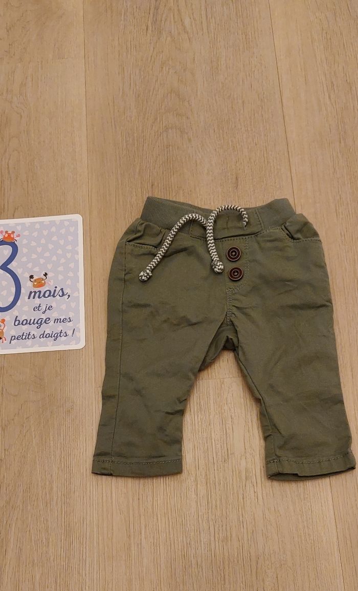 Lot pantalons 3 mois - photo numéro 4