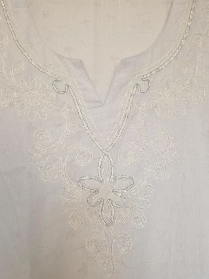 Tunique blanche, TU, neuve - photo numéro 2