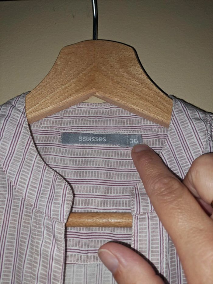 Chemise femme 3 suisses 36 bordeaux grise blanche 1 micro tache à peine visible - photo numéro 2