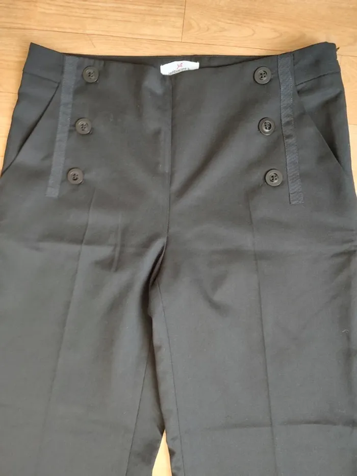 Magnifique pantalon à pinces 🖤 - photo numéro 2