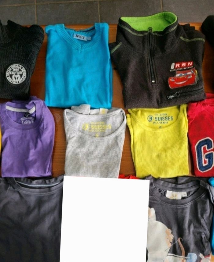 Lot vêtements garçon 6ans - photo numéro 3