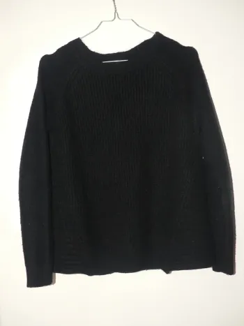 pull en laine noir