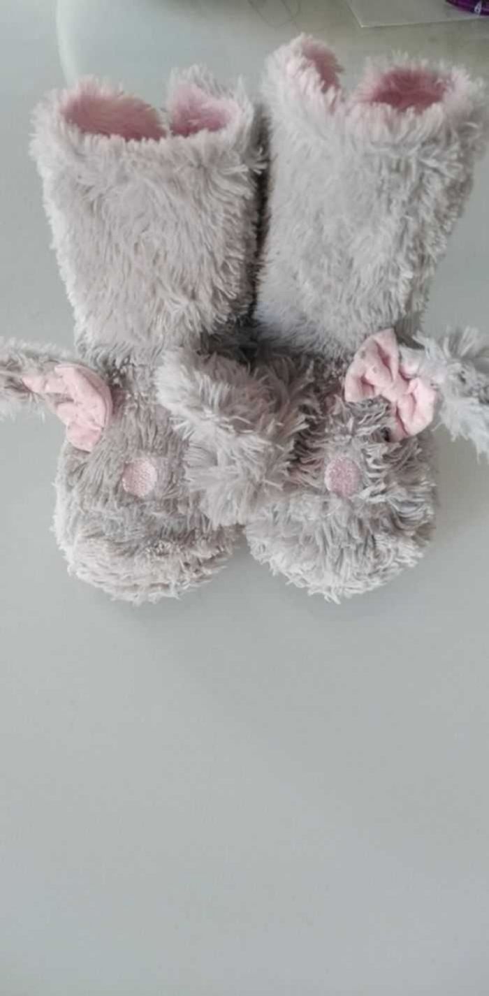 Chaussons chauds, lapins, pointure 28