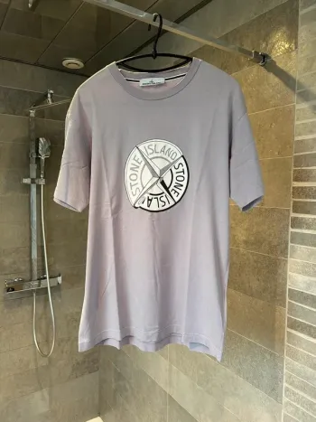 Magnifique T-shirt Stone Island logo central - Taille L
