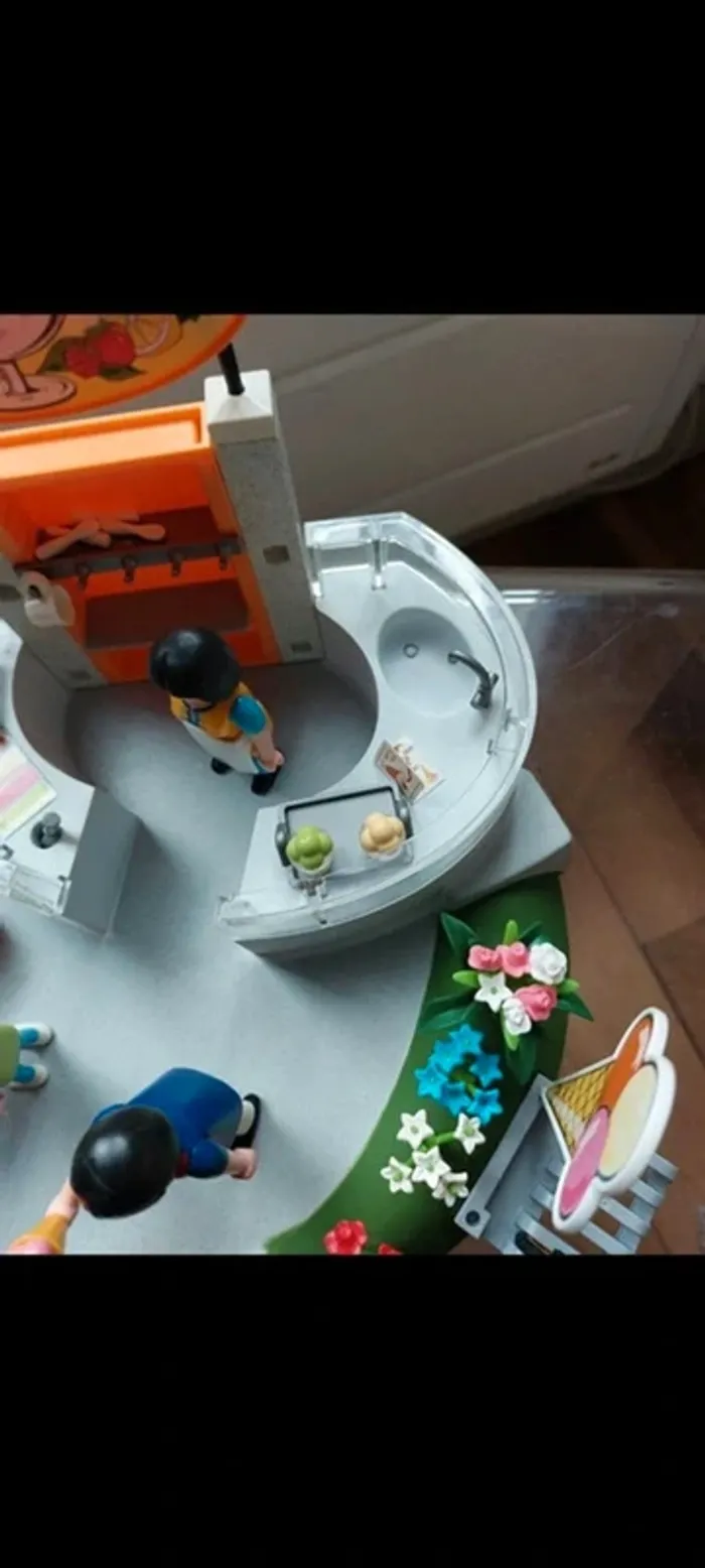 La marchande de glaces Playmobil - photo numéro 5
