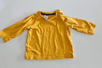 Tshirt ML neuf couleur jaune taille 3 mois